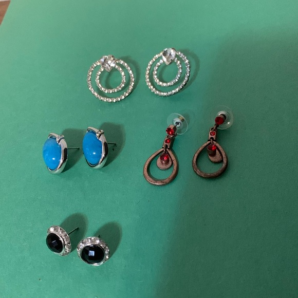 Beautiful earrings, 4 pairs - Picture 1 of 8
